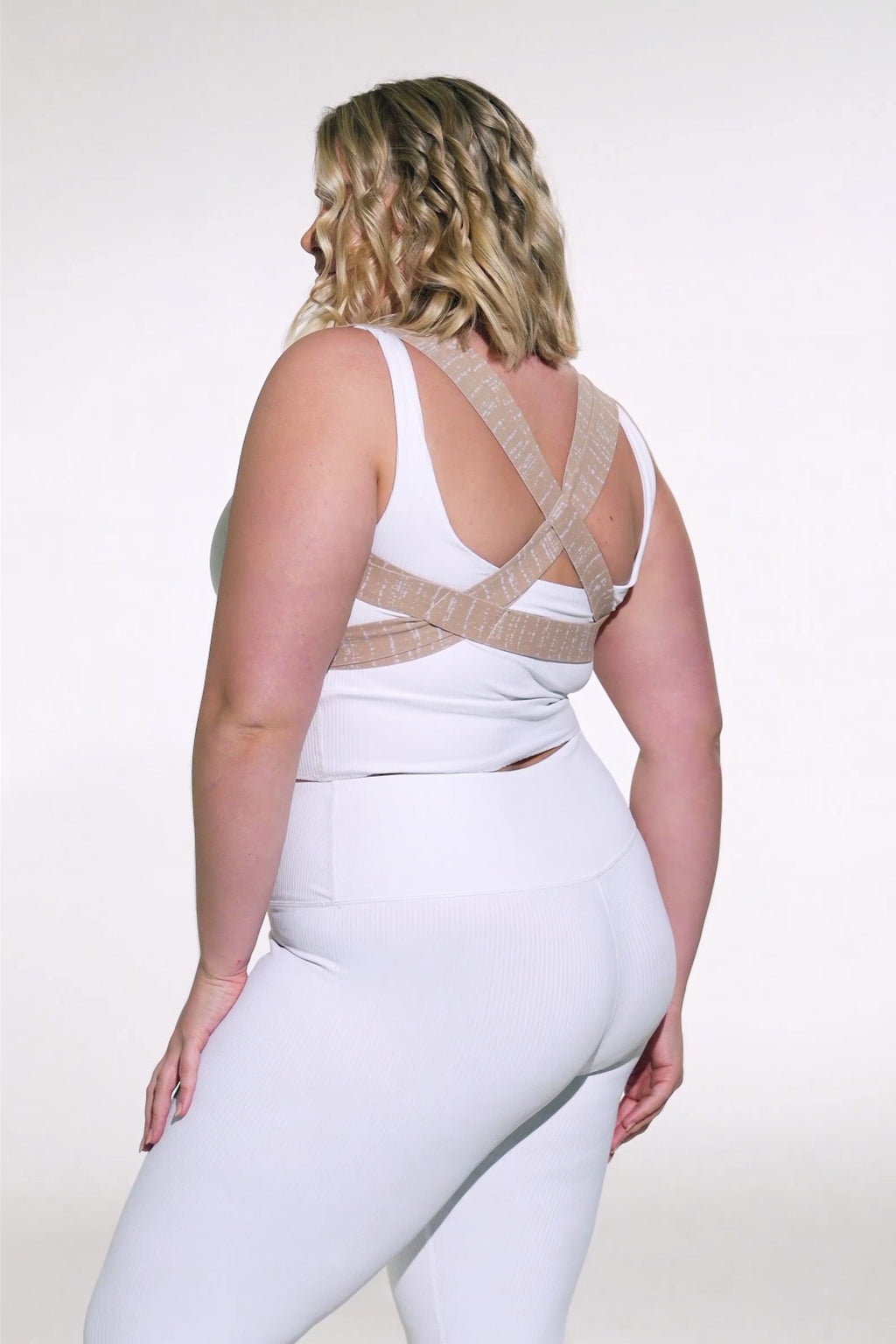 Back Posture Corrector for Plus Size Women | Sand Drizzle Video